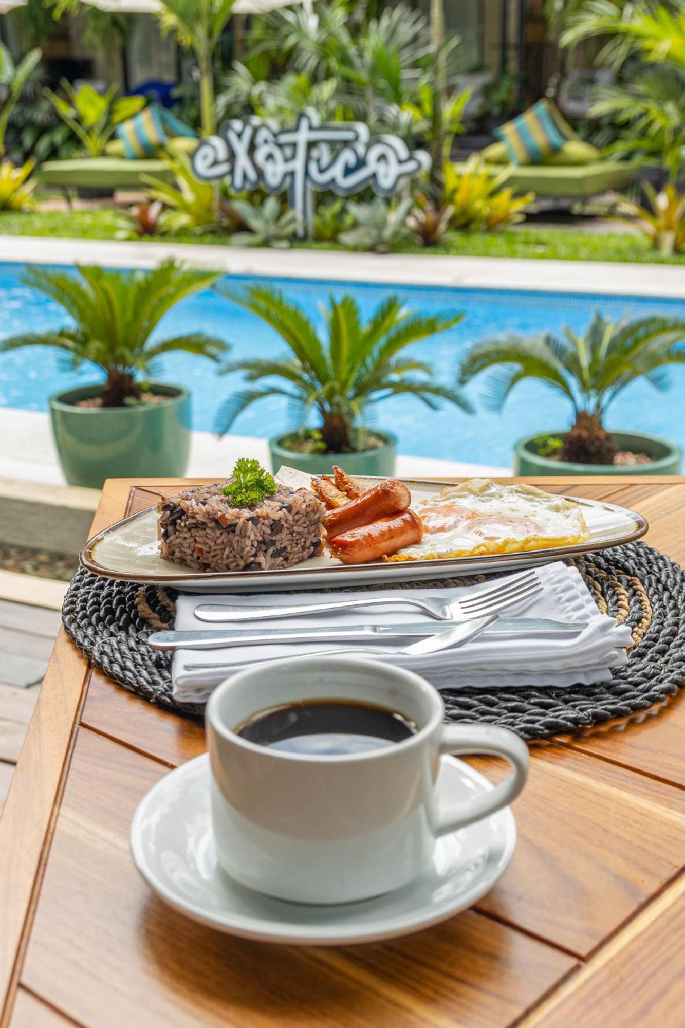 Exotico Beach Hotel Puerto Viejo de Talamanca Dış mekan fotoğraf